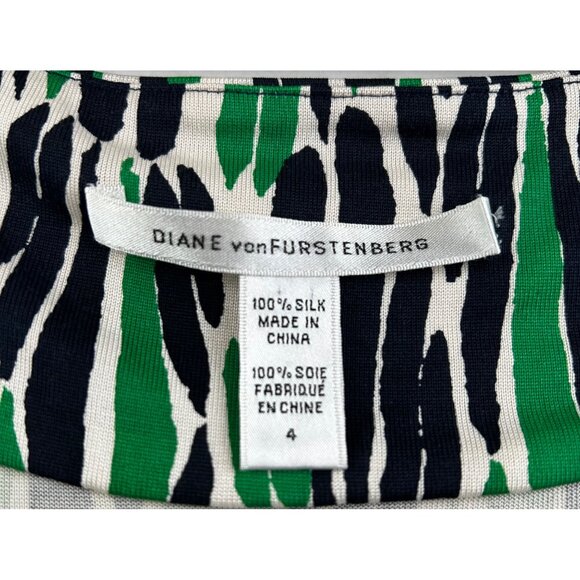 Diane von Furstenberg 100% Silk Modern Wrap Dress Sz 4 Green Abstract Ikat Print - Picture 3 of 10
